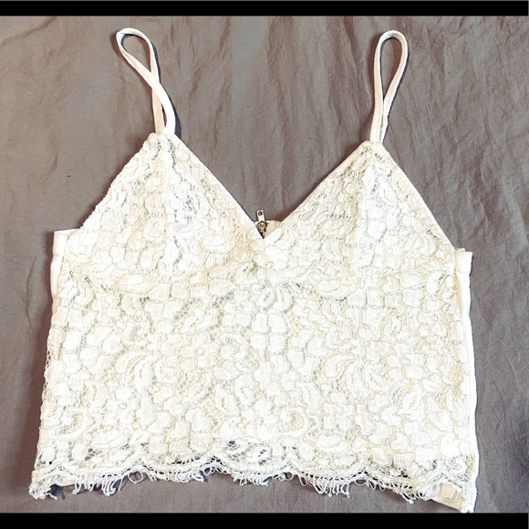 Crop top - Picture 1 of 4